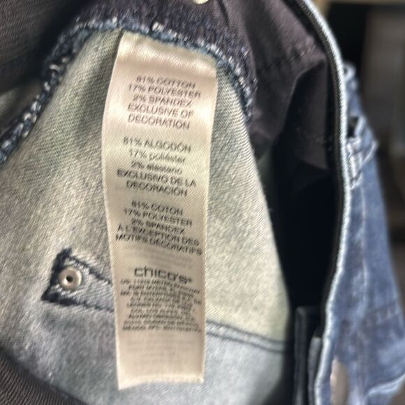Chicos Fabulously Slimming Medium Wash Straight Leg Denim Jeans Size 1.5 Short - Picture 11 of 11